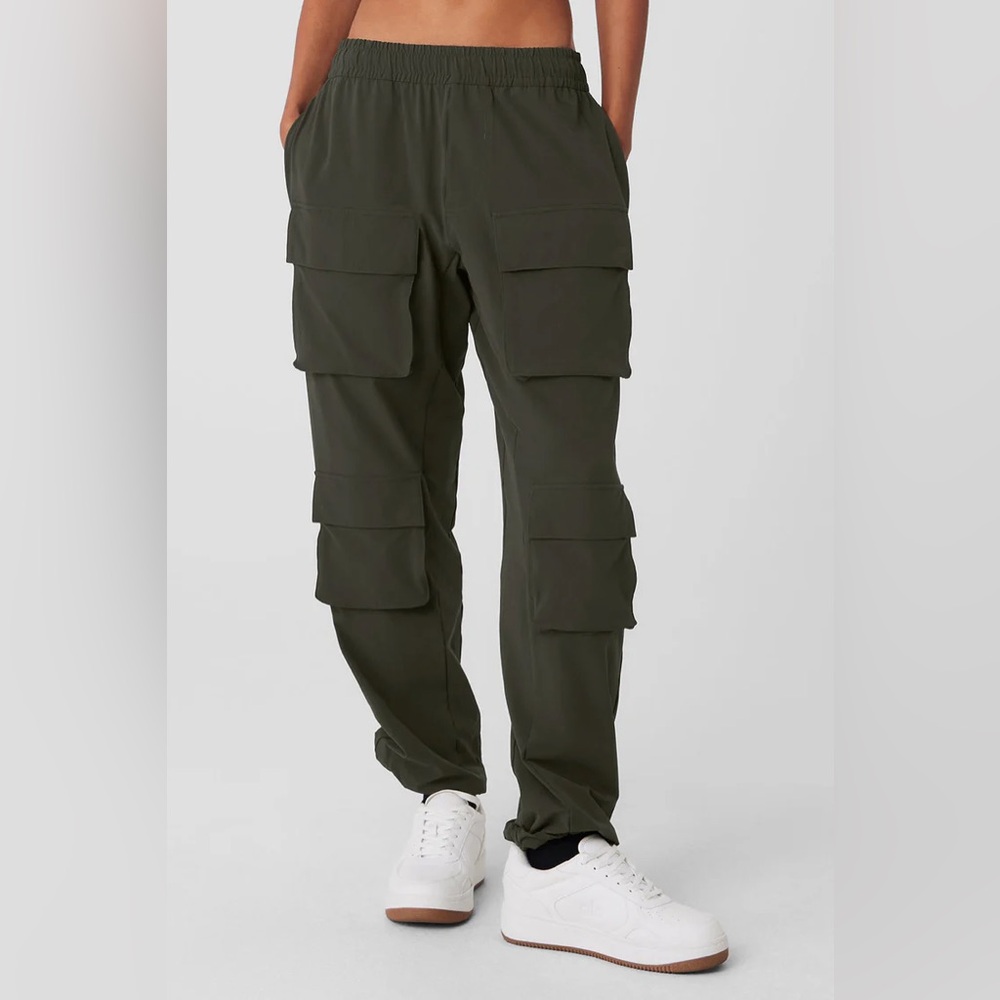 ALO Yoga Dark Green Cargo Joggers